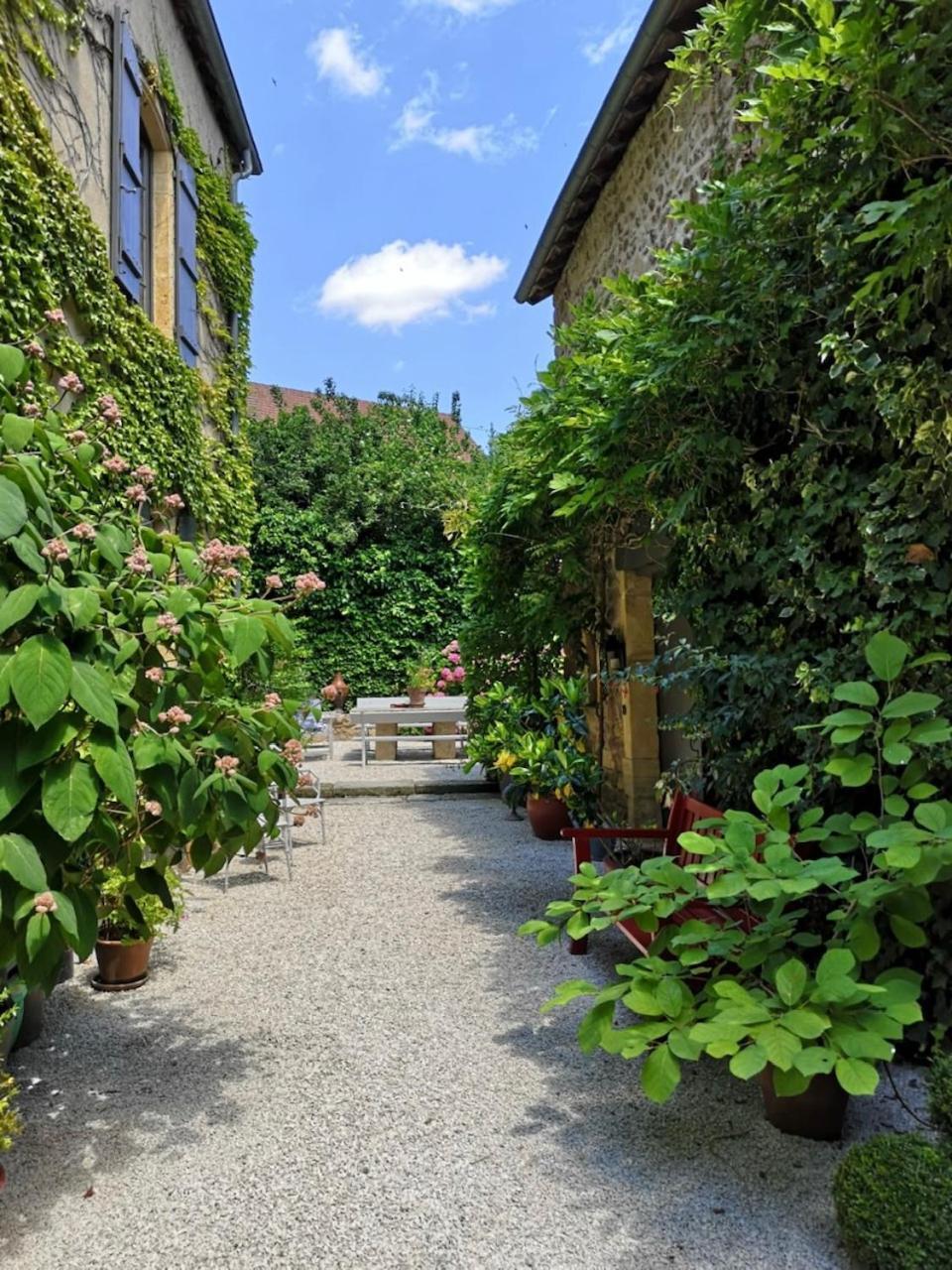 Maison D'Hotes - Les Tillets Bois-Sainte-Marie Номер фото